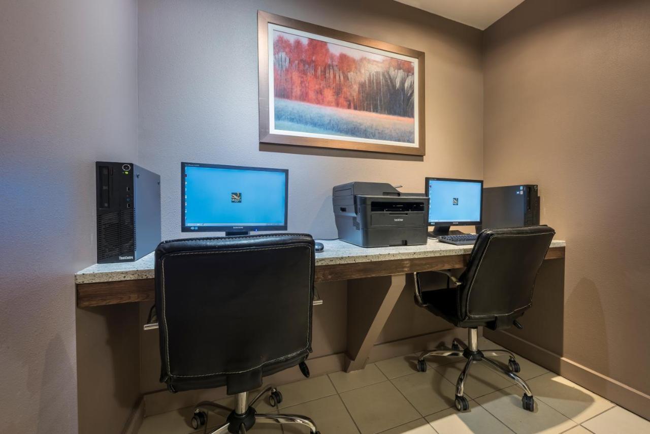 Quality Inn Airport Μόνκτον Εξωτερικό φωτογραφία